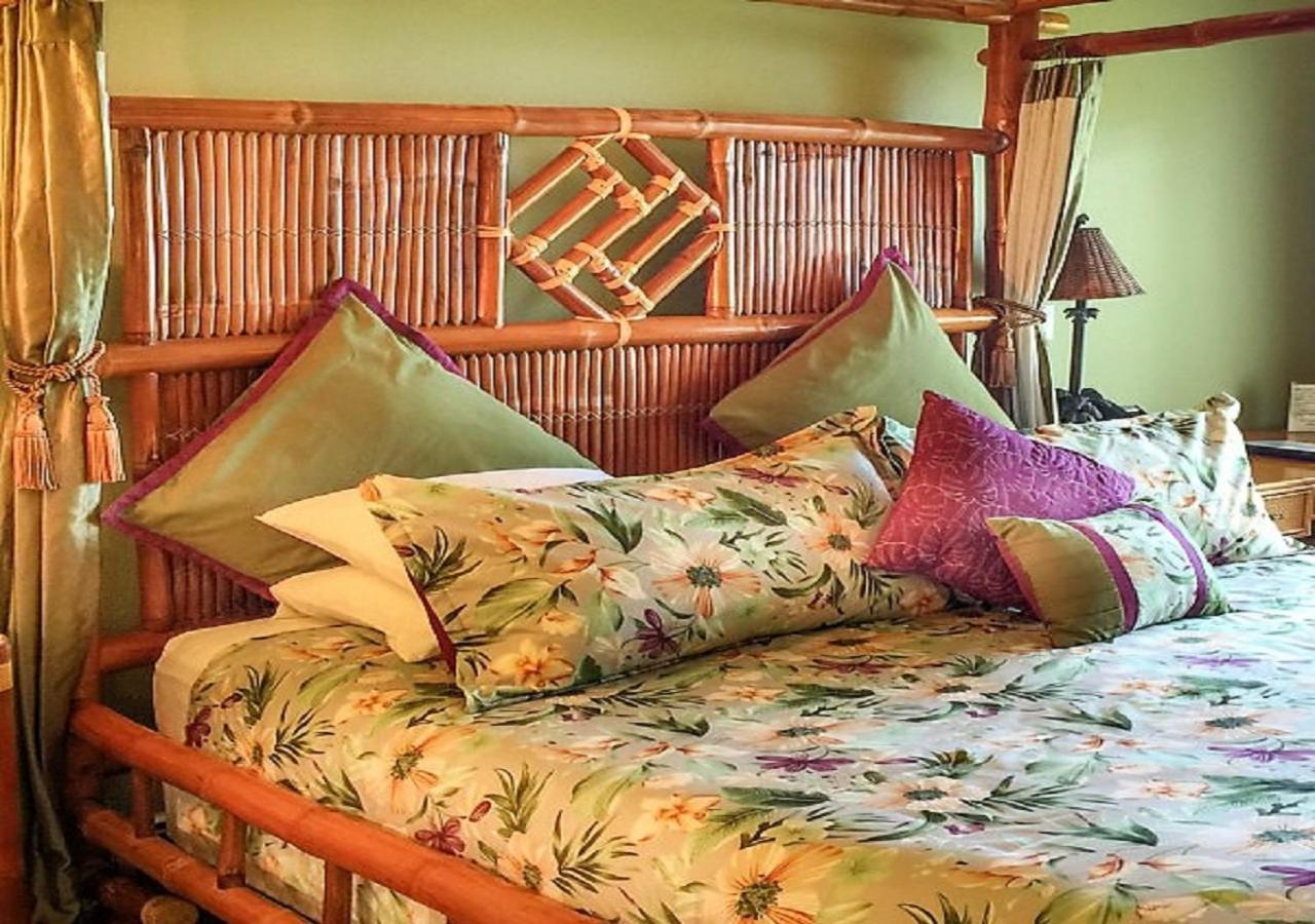 The Palms Cliff House Inn Honomu Esterno foto
